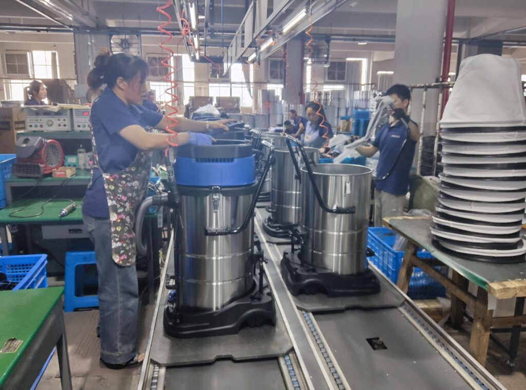 wet dry industrial vacuum cleaner