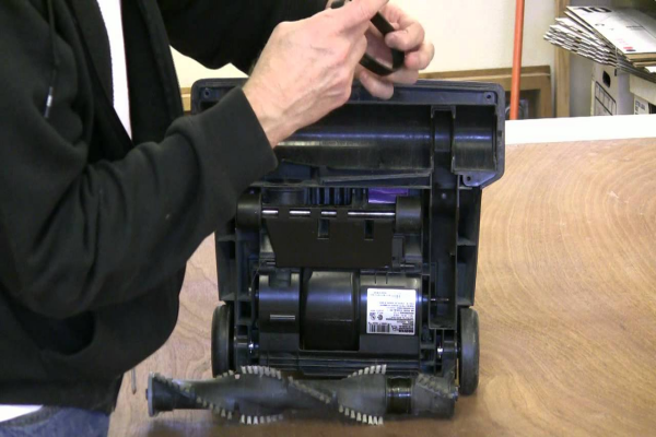 Installing a Vacuum Belt