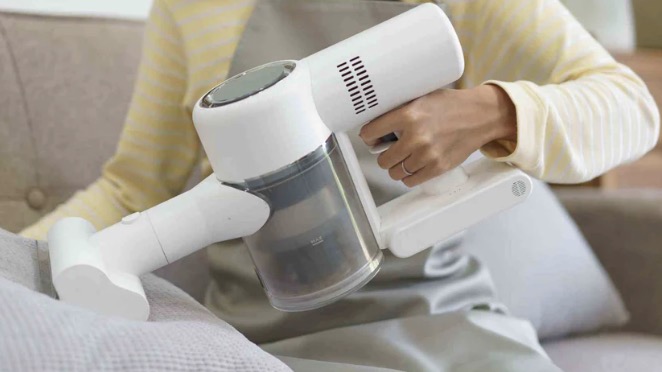 Why Are Handheld Vacuum Cleaners Preferable for Everyday Cleaning?