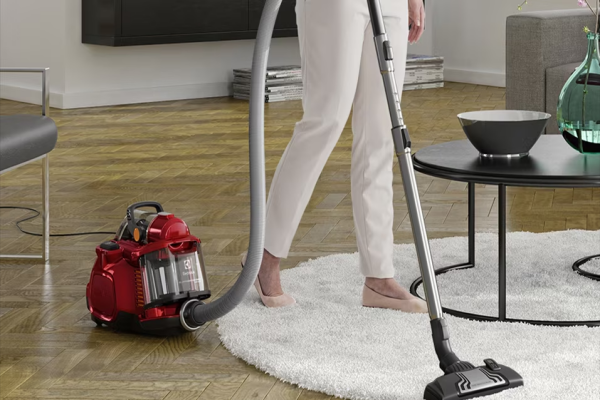 How Does Vacuum Cleaner Weight Affect Users?